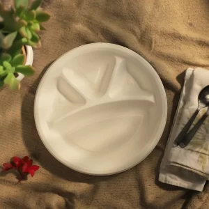 Alternative view of Meraki 11" 4 Compartment Round Plate